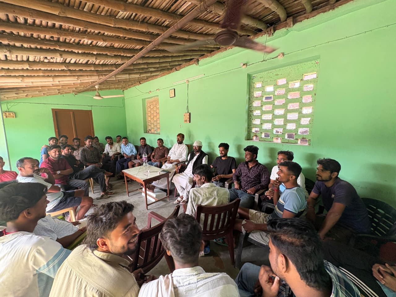 आस्था के महापर्व छठ को लेकर मल्हीपुर गांव में हुई बैठक, छठ पूजा समिति का गठन